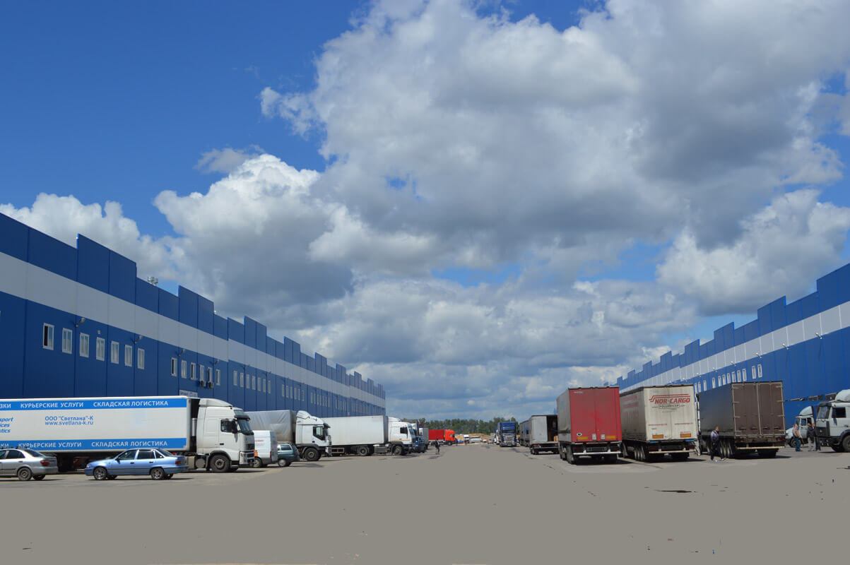 Годовой объем новых складских площадей в России на конец 2025 г. может составить 5,5 млн кв. м