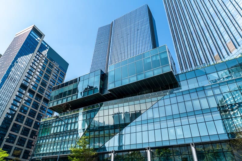 Объем ввода коммерческой недвижимости в России по итогам 2024 г. может достигнуть 6,4 млн кв. м